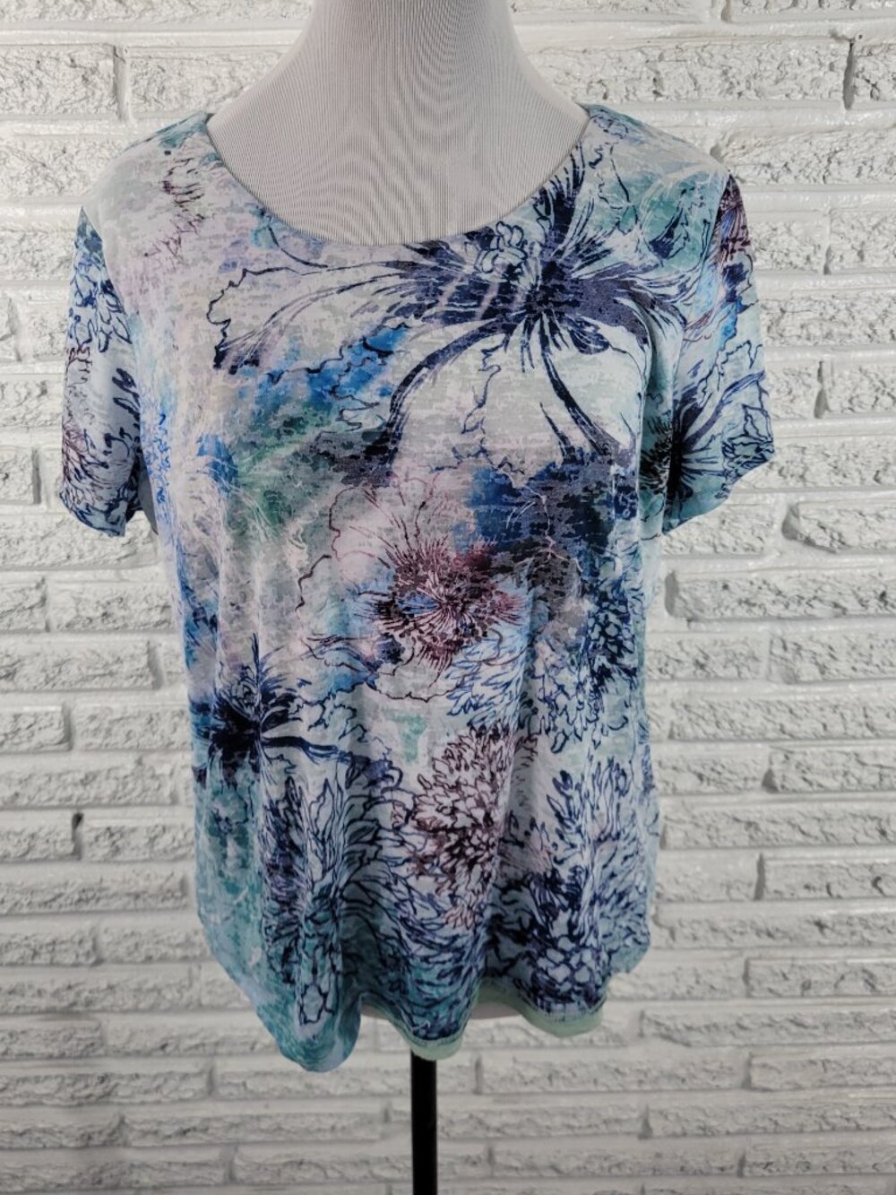 Coldwater Creek Floral Tee PXL Short Sleeve Multi-Color Lined‎ Stretch FLO154E